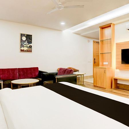 Palette Calista Premium Resort Samalkha Luaran gambar