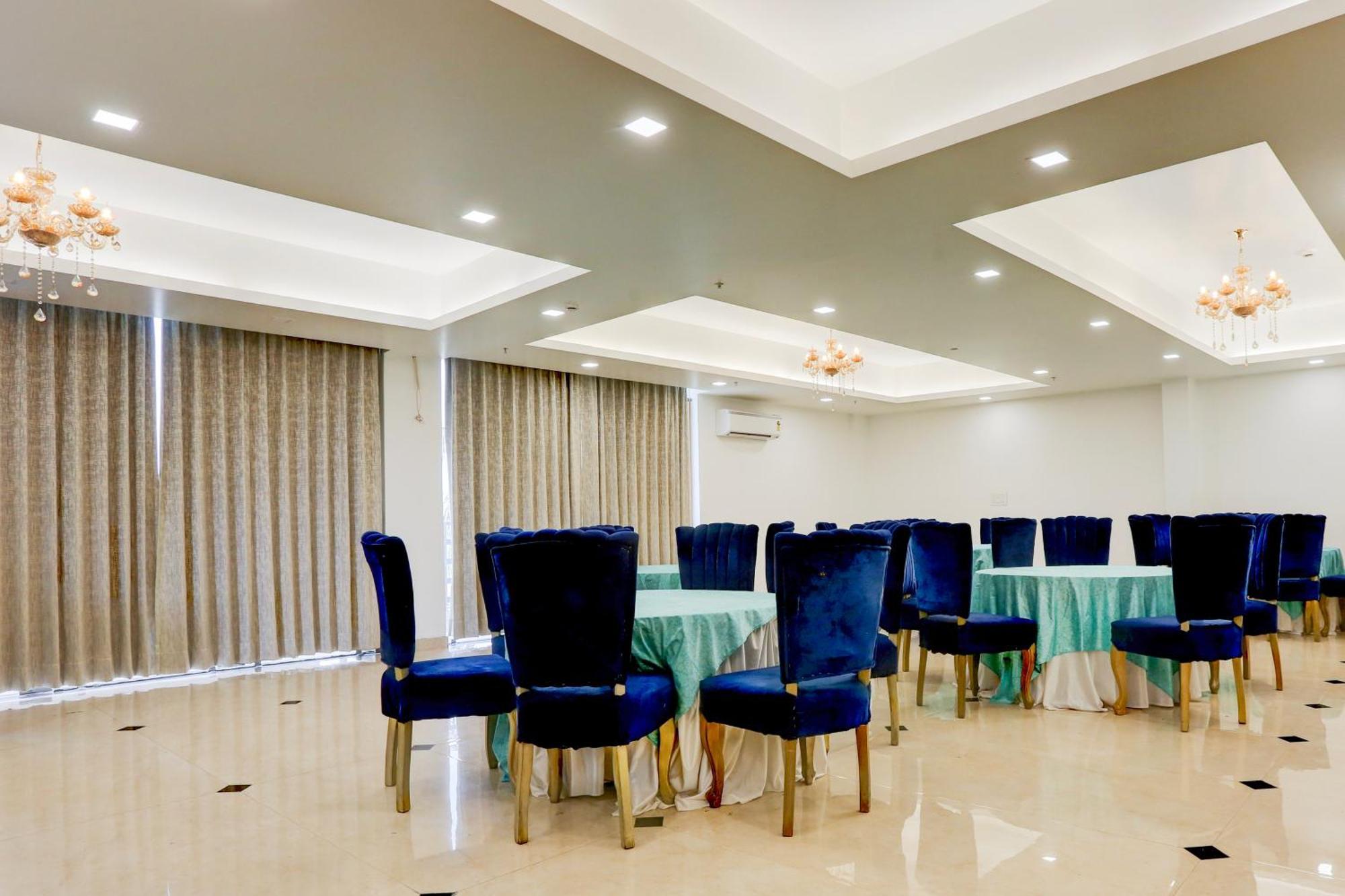 Palette Calista Premium Resort Samalkha Luaran gambar
